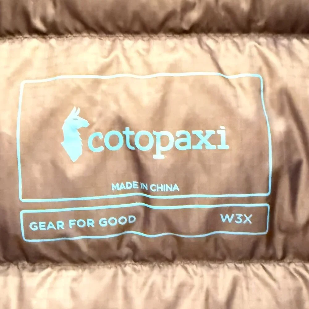 Cotopaxi Black Fuego Down Vest Women's Size 3X, New, Never Worn - Picture 3 of 3